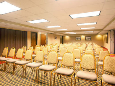 Hotel Express Milwaukee - West Medical Center By Ihg 2*
