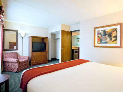 Express Milwaukee - West Medical Center By Ihg 2*